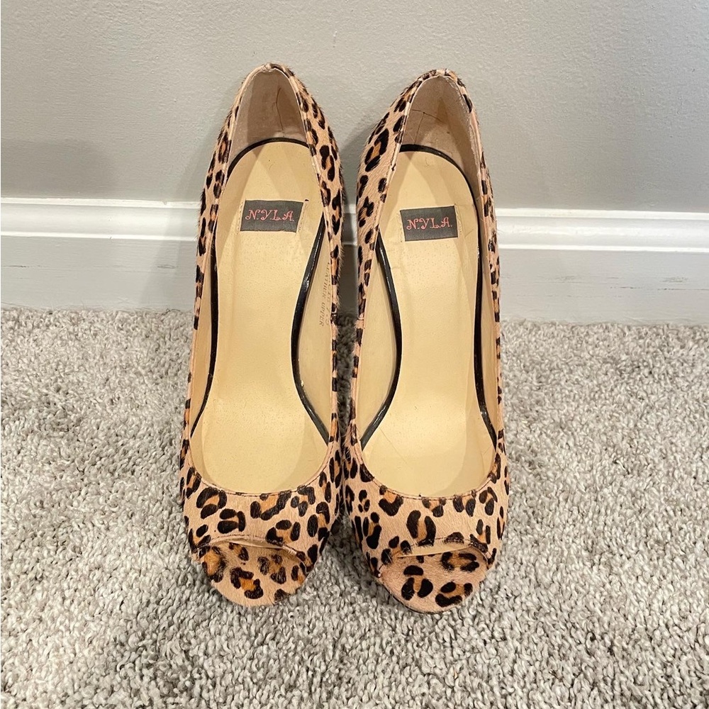N.Y.L.A Leopard Faux Fur Peep Toe Heels : 7.5